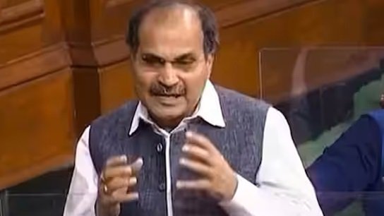 അധീർ ചൗധരിയെ തിരിച്ചെടുക്കുന്നു, പാർലമെൻ്റ് ചരിത്രത്തിലെ പ്രതിപക്ഷത്തിന് എതിരായ ആദ്യത്തെ നടപടി യു ടേണിലേക്ക്