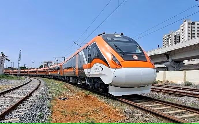 വന്ദേ ഭാരത് രണ്ടാമത്തെയും തിരുവന്തപുരം മംഗലാപുരം റൂട്ടിൽ, ഉറപ്പ് ലഭിച്ചതായി എം കെ രാഘവൻ എംപി