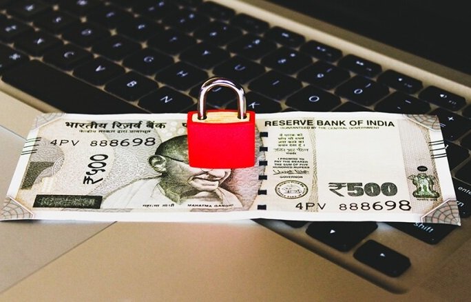 അഴിമതി, കഴിഞ്ഞ വർഷം ഏറ്റവും അധികം പരാതികൾ ഉണ്ടായത് ആഭ്യന്തര മന്ത്രാലയത്തിനും റെയിൽവേക്കും എതിരെ