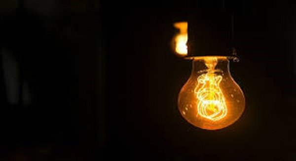 വൈദ്യുതി നിരക്ക് ഇനിയും കൂടും, വർധന ഈ മാസം തന്നെ