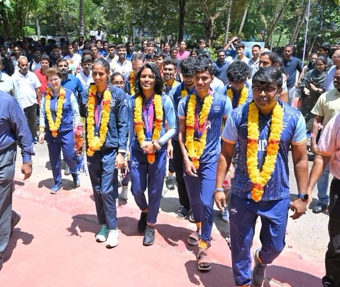 ഏഷ്യൻ ഗെയിംസിൽ 107 തികച്ചു,  എക്കാലത്തേയും നേട്ടവുമായി ഇന്ത്യ ടീം തിരിച്ചെത്തുന്നു