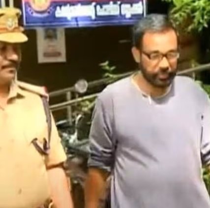 ആരോഗ്യമന്ത്രിയുടെ ഓഫീസിനെ പ്രതിചേർത്ത മാധ്യമങ്ങൾ നിശ്ശബ്ധം,  നുണ പറഞ്ഞതെന്ന് പരാതിക്കാരൻ ഹരിദാസ് മൊഴി നൽകിയതായി പൊലീസ്