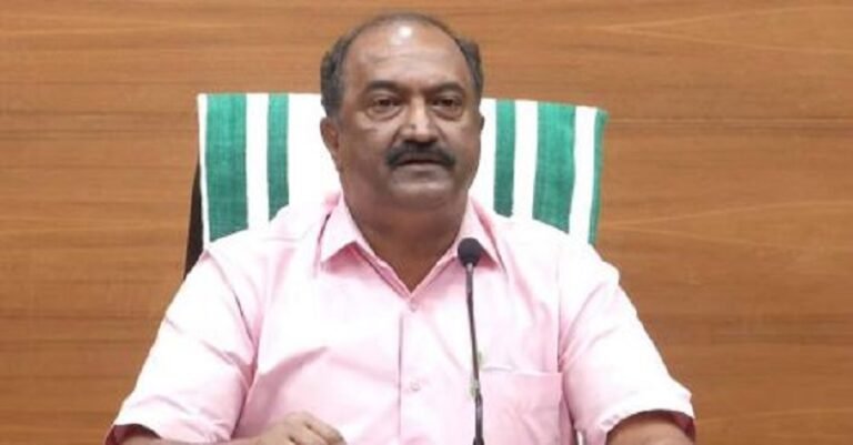 ഒരു മാസത്തെ ക്ഷേമപെന്‍ഷന്‍ വിതരണം ചെയ്യുമെന്ന് ധനമന്ത്രി