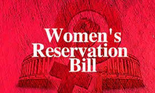 വനിതാ സംവരണം ഉടൻ നടപ്പാക്കാൻ സർക്കാർ തീരുമാനിക്കണം, ഇടപെടാൻ നിയമപരമായി കഴിയില്ലെന്ന് സുപ്രീം കോടതി