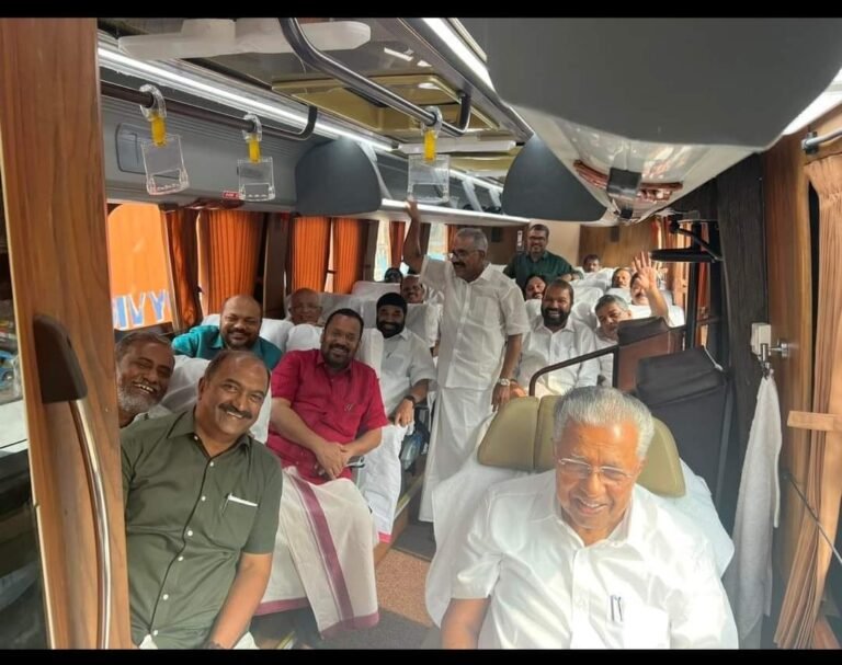 നവകേരള ബസ് പുറപ്പെട്ടു, യാത്ര 140 മണ്ഡലങ്ങളിലൂടെ