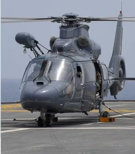 കൊച്ചിയിലെ നാവിക സേനാ ഹെലികോപ്ടർ അപകടം, ഗ്രൌണ്ട് സ്റ്റാഫ് മരിച്ചത് മുകളിലത്തെ ഫാനിൻ്റെ ബ്ലേഡ് തട്ടി