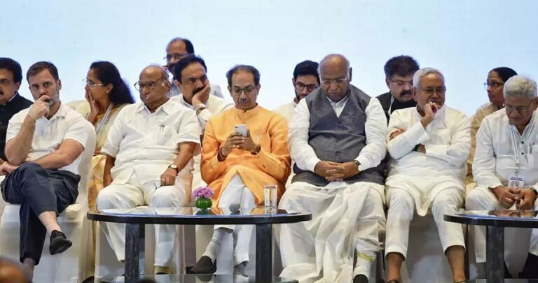 നാളത്തെ ഇന്ത്യ മുന്നണി യോഗം മാറ്റി, തോൽവിക്ക് പിന്നാലെ മുന്നറിയിപ്പും വിയോജിപ്പുമായി ചർച്ചകൾ കൊഴുക്കുന്നു