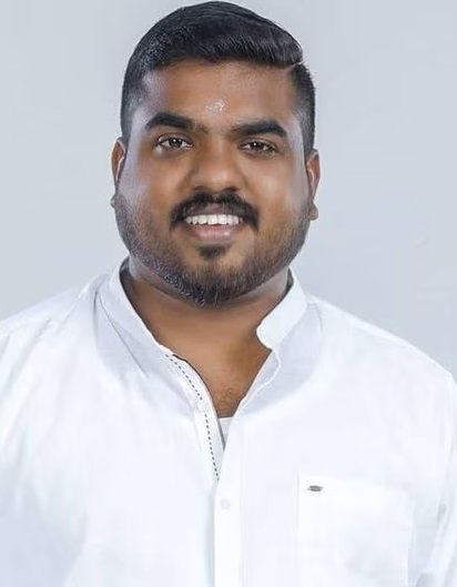 ആരോഗ്യ വകുപ്പിൽ ജോലി വാഗ്ദാനം ചെയ്ത് തട്ടിപ്പ്, യൂത്ത് കോൺഗ്രസ് സംസ്ഥാന നേതാവ് അരവിന്ദ് വെട്ടിക്കൽ അറസ്റ്റിൽ