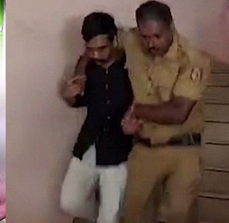 വണ്ടിപ്പെരിയാർ പീഡന കേസിലെ പെൺകുട്ടിയുടെ പിതാവിന് നേരെ കത്തിക്കുത്ത്, മുത്തച്ഛനും പരിക്ക്